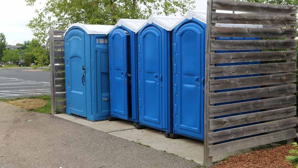 Porta Potty Rental Pros - Quality Portable Restroom Services in Lindsey, OH, 43442
